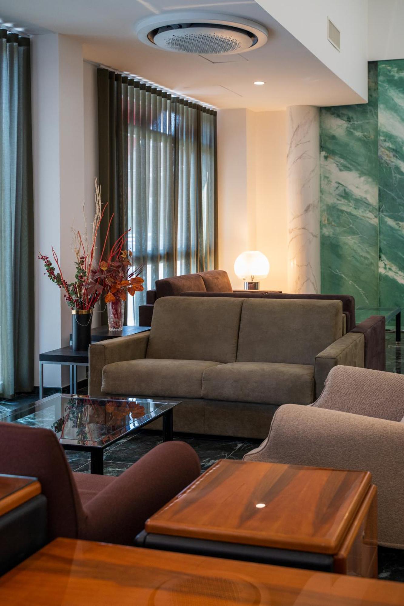 Hotel Bula 波拉特 外观 照片