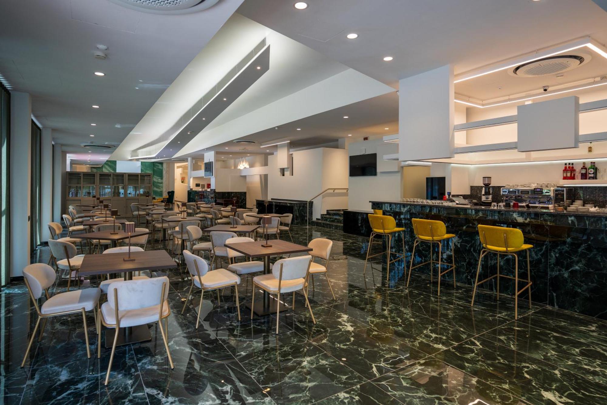 Hotel Bula 波拉特 外观 照片