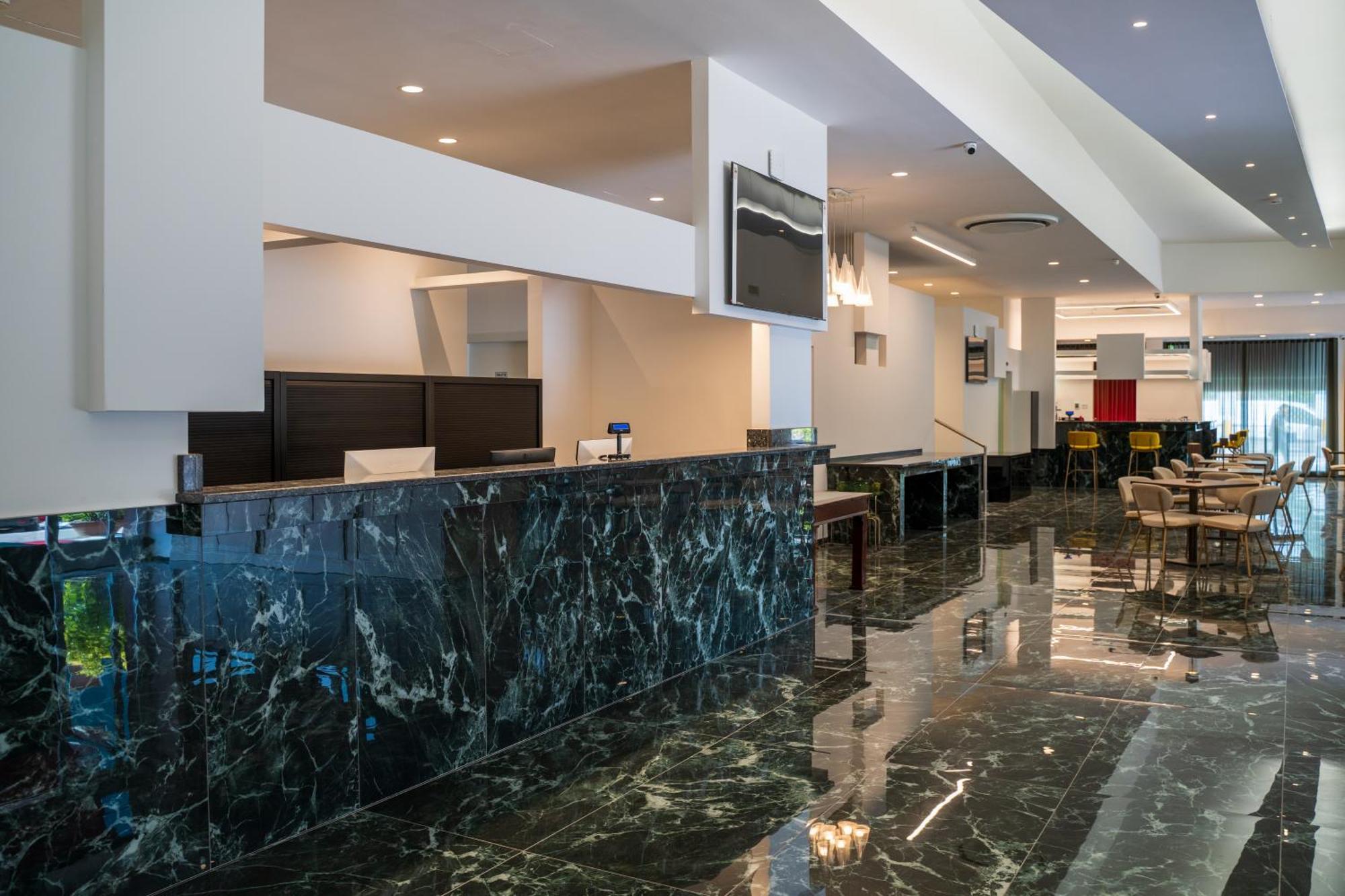 Hotel Bula 波拉特 外观 照片