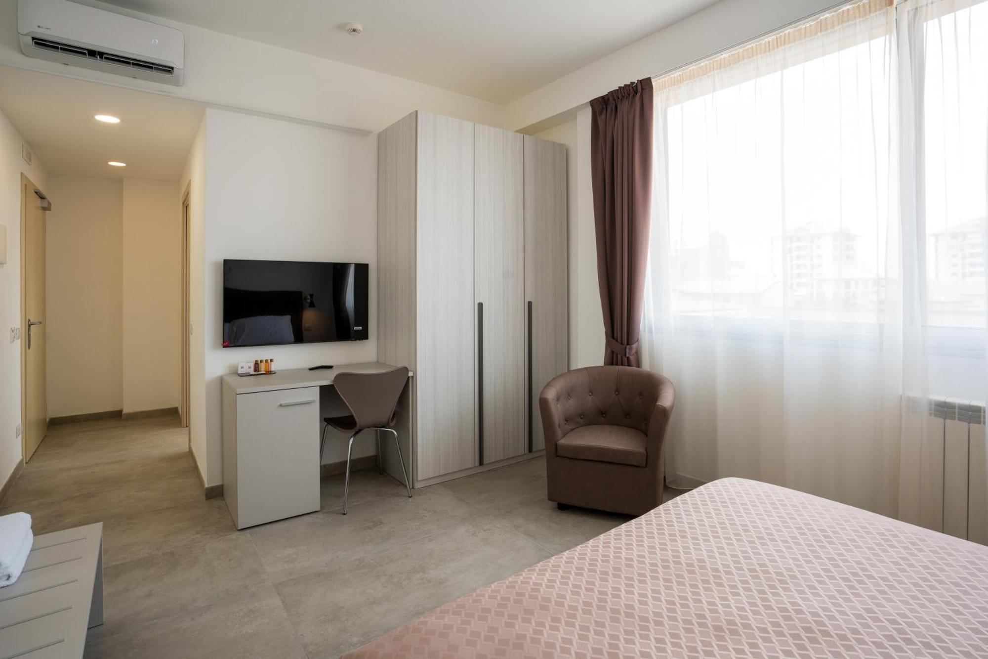 Hotel Bula 波拉特 外观 照片